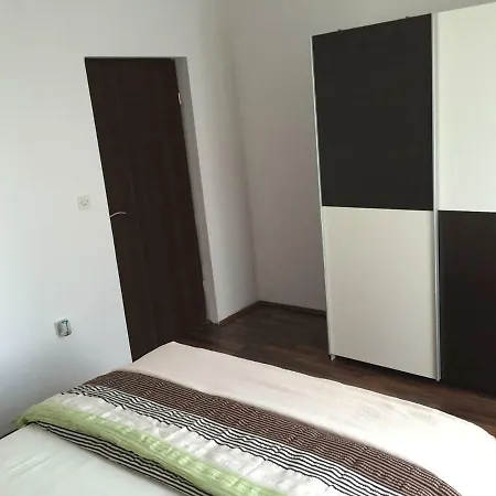 Apartment Tiara Apartman Ika
