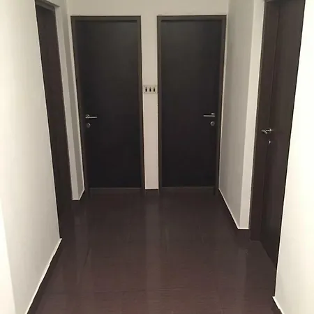 Tiara Apartman *