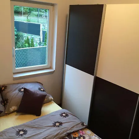Tiara Apartman *